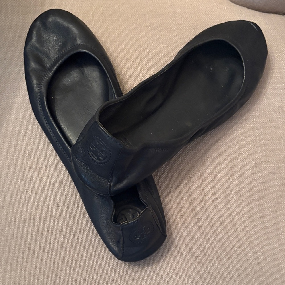 Tory Burch Midnight Leather Flats
